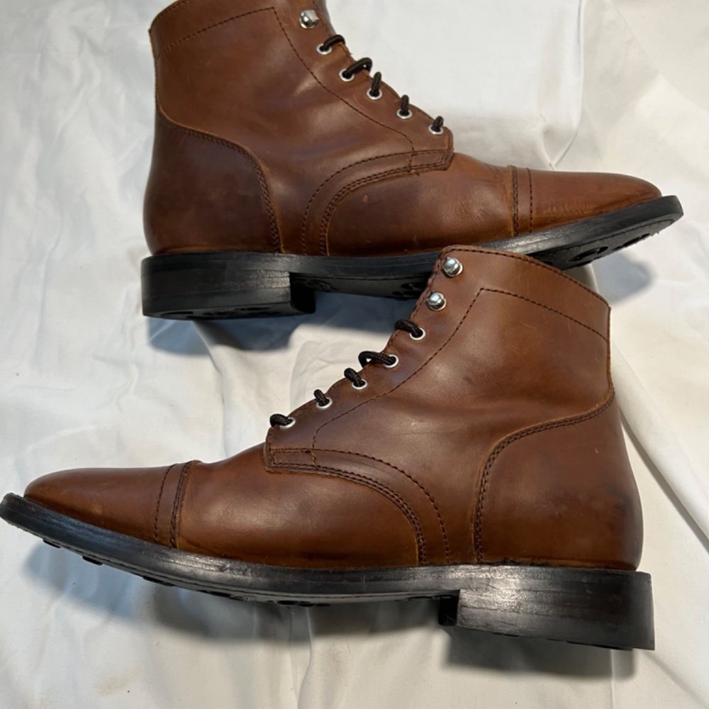 Thursday Captain Boots, men’s 10.5 - Picture 5 of 9
